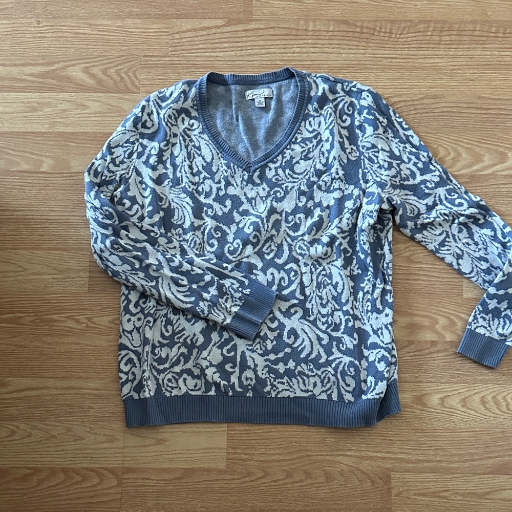 Kim Rogers V-Neck Sweater in Blue and Cream